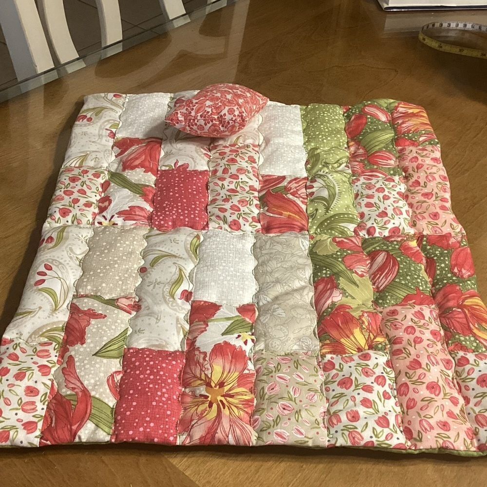 NWOT. Hand Crafted Quilted Doll Reversible Quilt & Pillow Set
